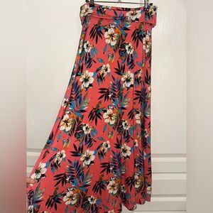 Loveappella Asymmetrical Floral Skirt in Pink and Blue size M